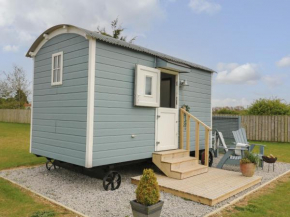 Bo Peep's Shepherdess Hut